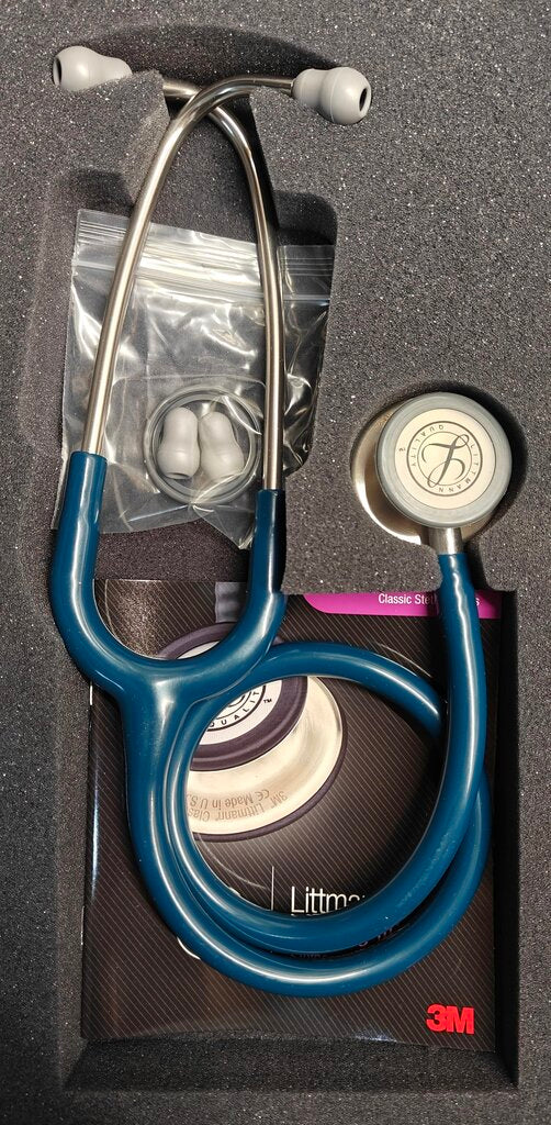 3M Littmann Classic III Monitoring Stethoscope (TEAL) 707387789640 *57c *FINAL SALE*