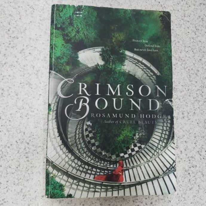 Crimson Bound by Rosamund Hodge 9780062224774 (USED:GOOD) *D49